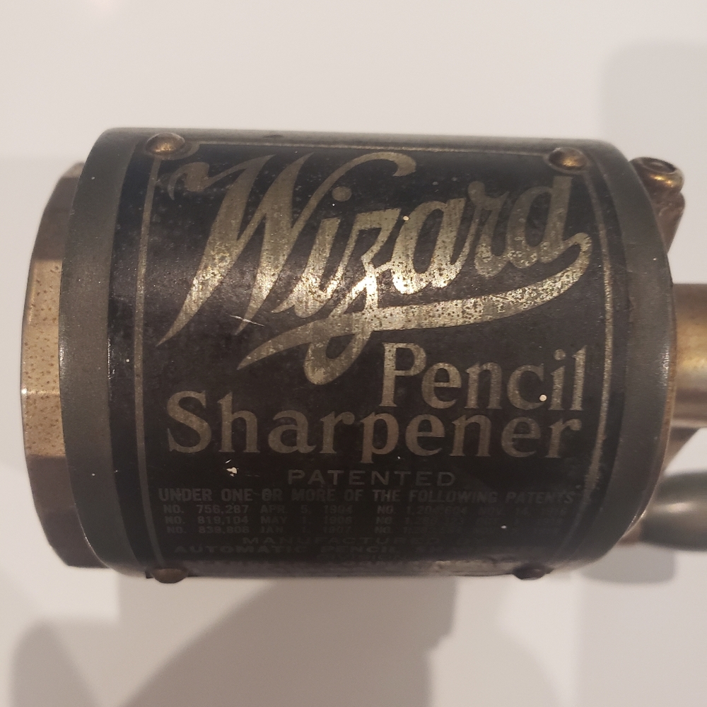 SOLD-Vintage Wizard Pencil Sharpener